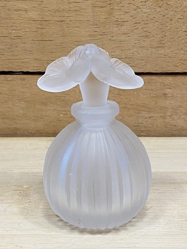 Vintage ribbed frosted - frosted, glass