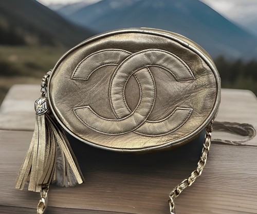 Chanel oval gold - chanel, timeless