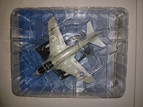 Italeri 100 military - italeri, 1/100