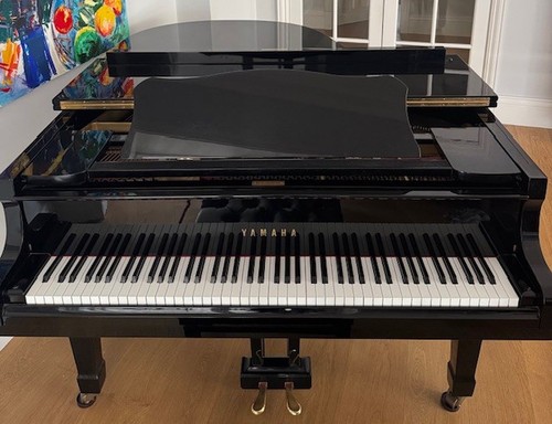 Yamaha grand piano - g2,