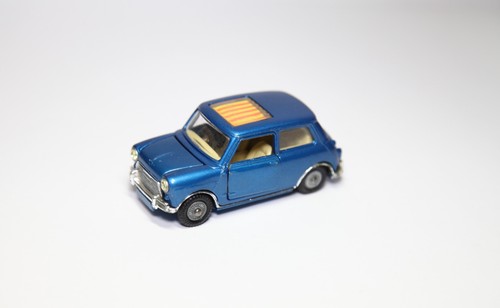 Corgi 334 bmc - mini, s
