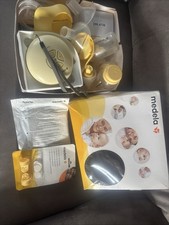 Medela Swing Electric Breast Pump with Accessories