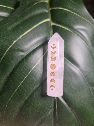 Clear quartz small point - point, with