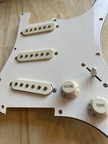 Strat guitar style loaded - guitar,