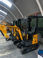 BRAND NEW Micro Excavator 1.2