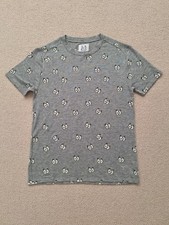 Zoe Karssen grey cartoon eyes