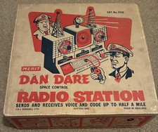 DAN DARE SPACE CONTROL RADIO STATION THE EAGLE 1950s SPACE PILOT IN ORIGINAL BOX
