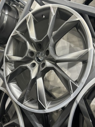 Twist grey alloy wheels - 19,