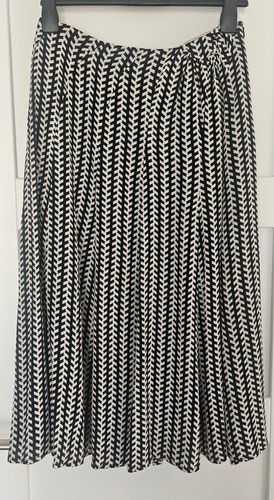 Mint velvet black white - mint, &