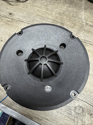 Bang and olufsen o - bang,