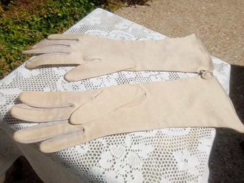 Ladies vintage cornelia james - cornelia,