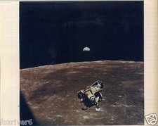 Neil armstrong signed photo - neil,