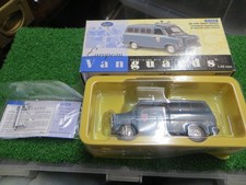 LLEDO VANGUARDS FORD TRANSIT MK1 MINIBUS CRS FRANCE   VA06608 1/43