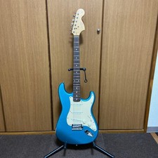 Squier Strat Lake Placid Blue