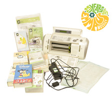 Cricut Electronic Cutter CRV001 Manual & 9 Cartridges PAT Tested Working See Pic