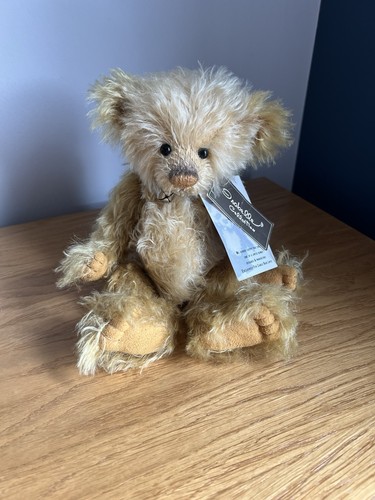 Charlie bears isabelle - isabelle, lee