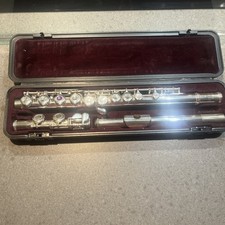 Yamaha YFL211SII Flute In Hard Case