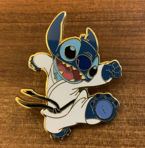 Disney loungefly stitch - disney,