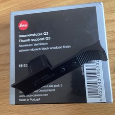 Leica Q3 Original Thumb Grip Mint