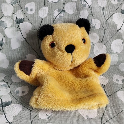 Sooty hand puppet soft - -,