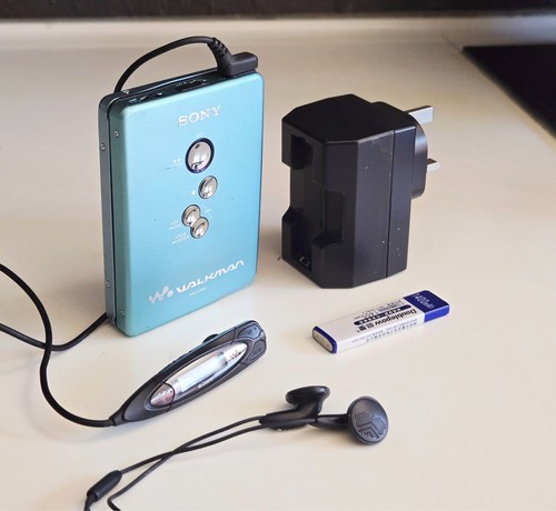 Sony blue walkman - walkman, lcd
