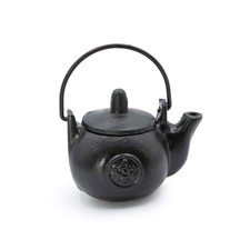 Cast iron witches - cast, cauldron