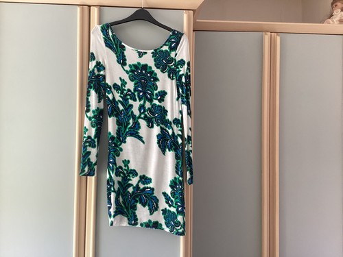 Long sleeve mini dress - sleeve,