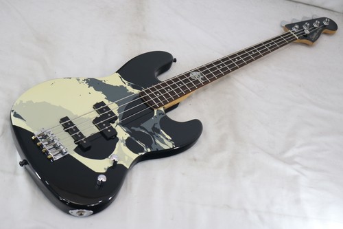 Squier fender frank bello - by,