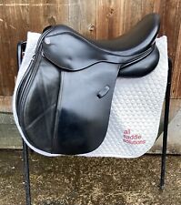 Saddle (VSD) 17.5” med wide. Black. Wool flocked. Beautiful condition. 