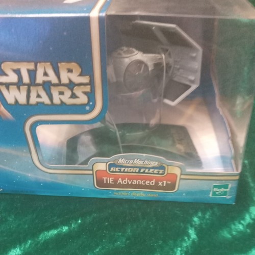 Collectable star wars micro - star,