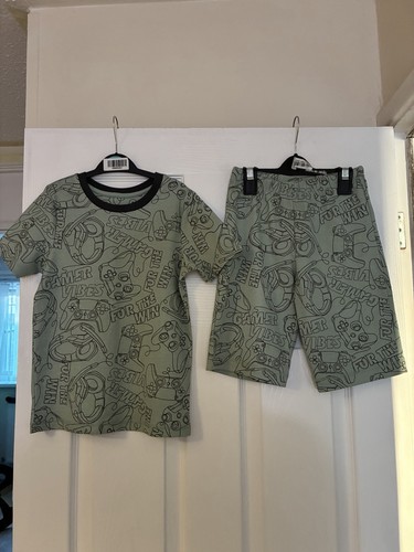 Boys green gamer short - boys,
