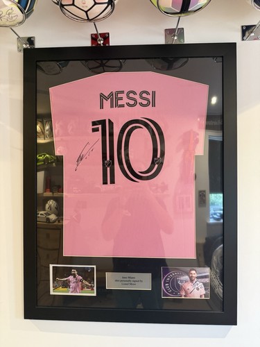 Authentically signed lionel - authentically,
