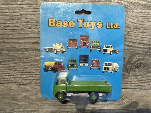 Base toys lorry green - toys,