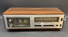Vintage Flip Clock Radio