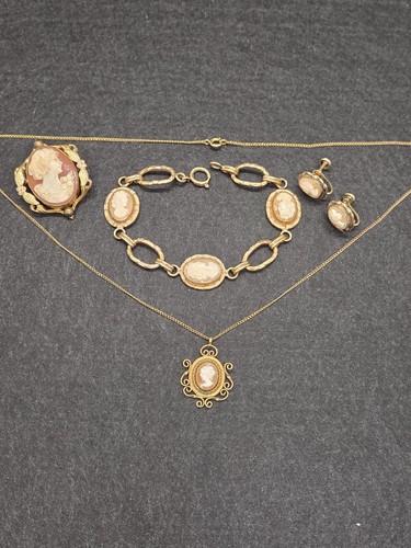 Vtg carved shell cameo - carved,