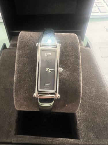 Gucci ladies watch 1500l - gucci,