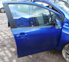 2017 TOYOTA YARIS ICON TECH