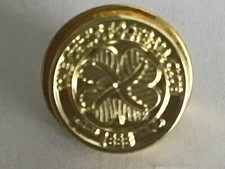 Celtic fc badge - gold crest - very very small