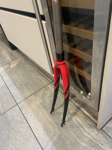 Red black carrera steel - /,