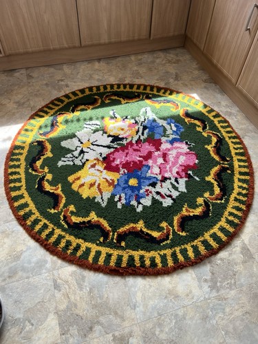 Vintage mid century rug - mid,