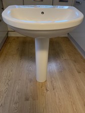 Traditional Hand Wash Basin & Pedestal Victorian Ceramic 2 Hole Bathroom Sink