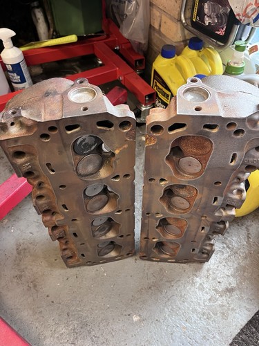 Ford 289 cylinder heads sbf - cylinder,