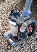 Vax Impact 702 Reach Vacuum