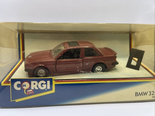 Corgi 94105 bmw - bmw, 235i