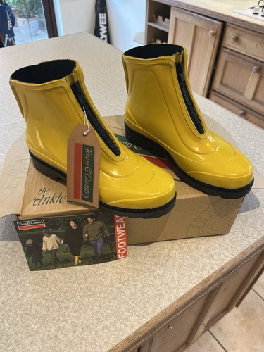 Town country vintage yellow - town, &