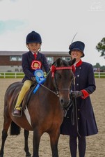 Le Beau Cheval lead rein showing set jacket Navy outfit dress size 10 childs 24