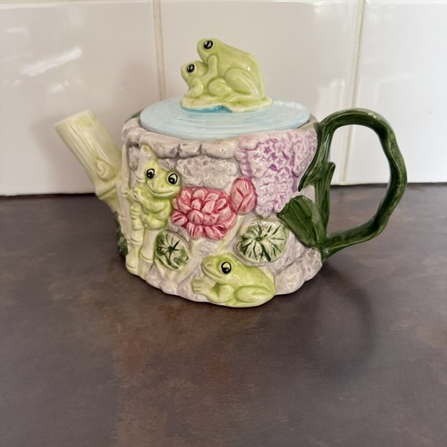 Frog bamboo design teapot - &,