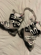Women’s ski boots HEAD NEXT