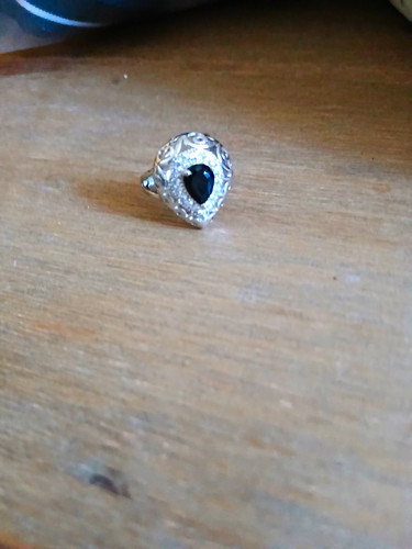 Silver tone teardrop black - silver,
