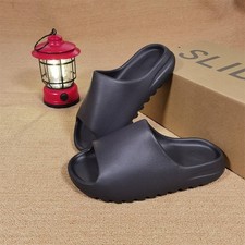 Yeezy Slides Onyx Black Size